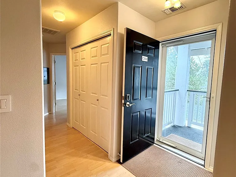 12113 NE 171st Pl — Photo 2