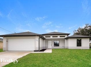 3203 32nd St SW, Lehigh Acres, FL 33976