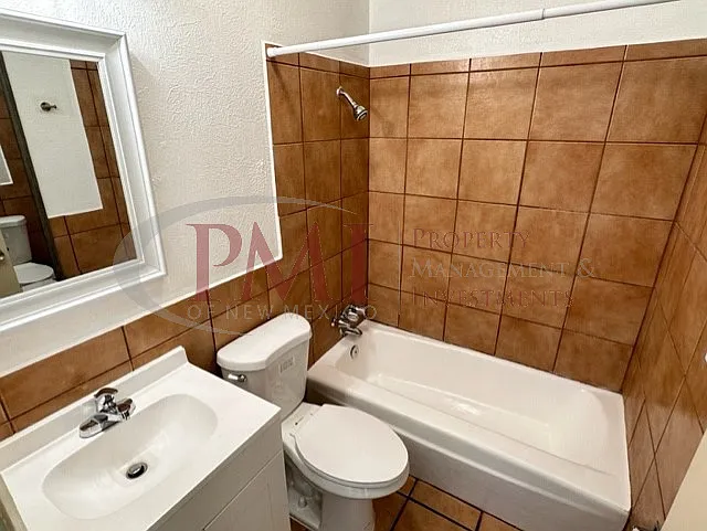 2105 Espina Street #10 — Photo 30