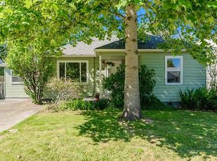 9105 SE Morrison St, Portland, OR 97216