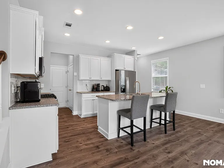 2560 Centennial Cv — Photo 13