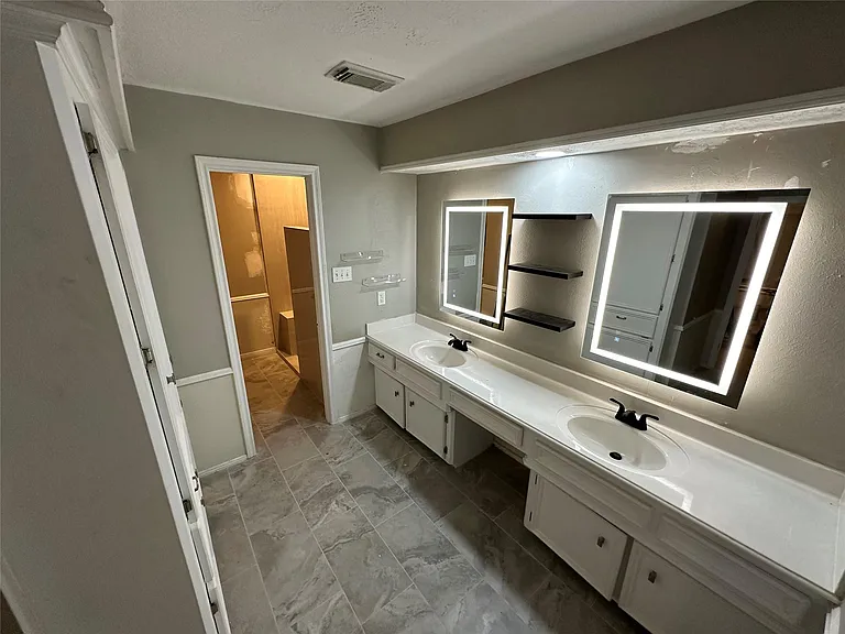 5910 Bent Tree Ct — Photo 17