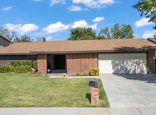44154 Planet Cir, Lancaster, CA 93536