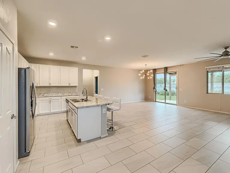 1754 E Grenadine Rd — Photo 9