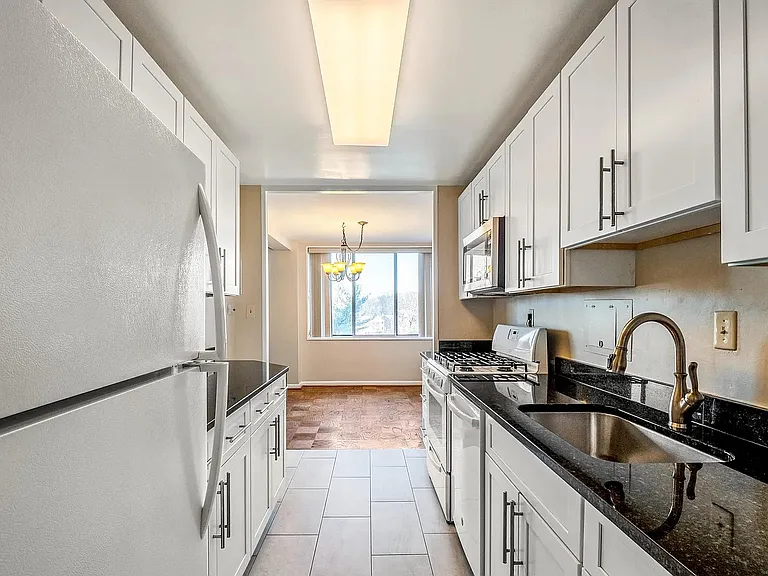 6621 Wakefield Dr #402 — Photo 5