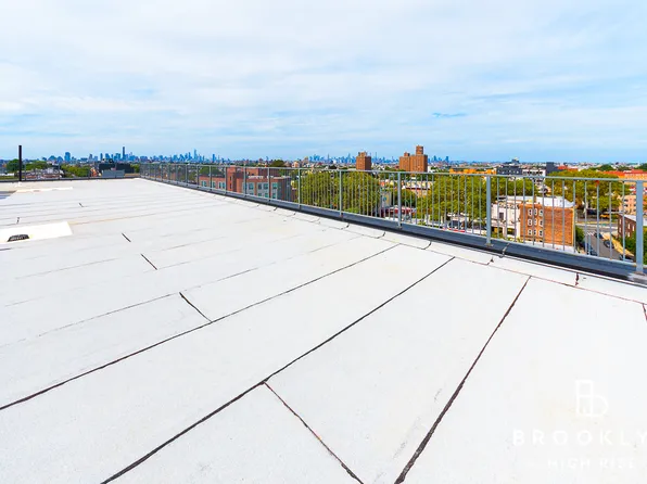 2258 Fulton Street image 8 of 14