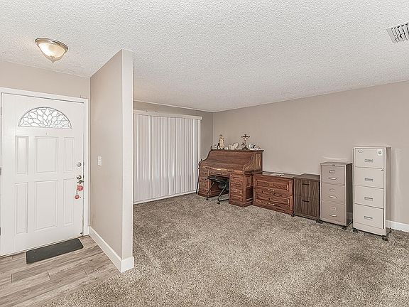 3rd image of 1145 Van Court