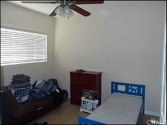 4th image of 1016 S San Antonio Ave