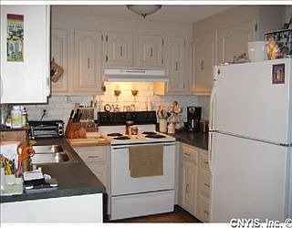 5th image of 8405A Bramblebush Cir