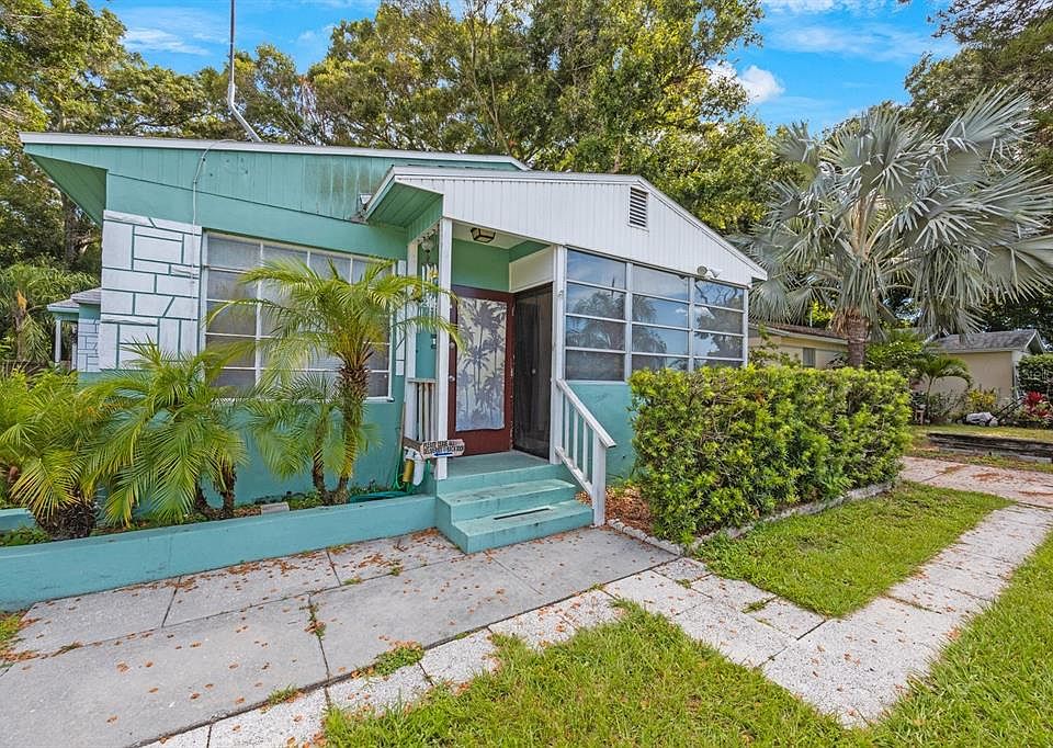 1st image of 2150 25TH AVENUE N