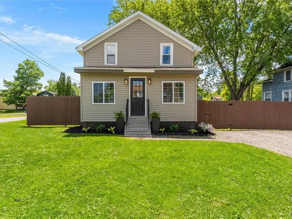 5444 Baldwin St, Brewerton, NY 13029