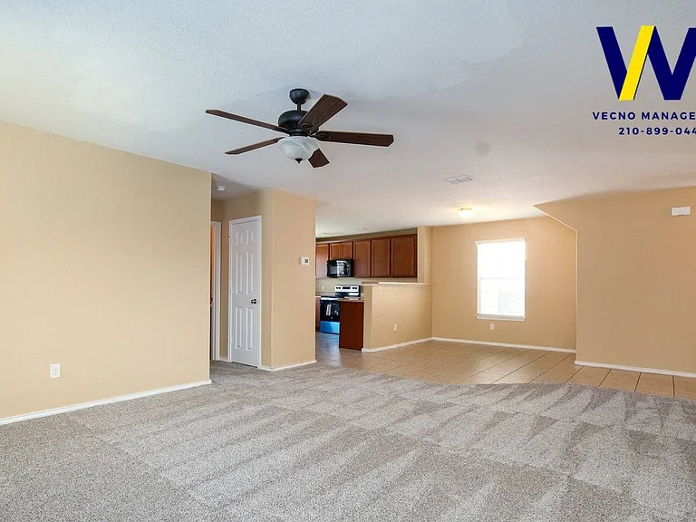437 Auburn Park — Photo 4