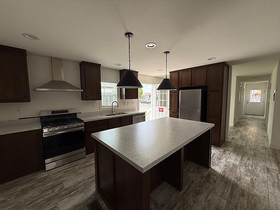 5th image of 3701 Fillmore St