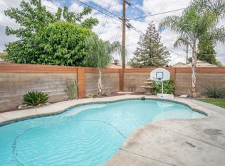 664 Fairhaven Cir, Porterville, CA 93257