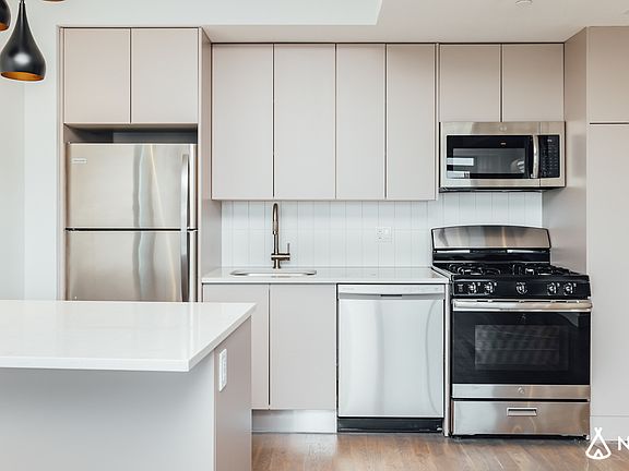 5th image of 594 Bushwick Ave #706