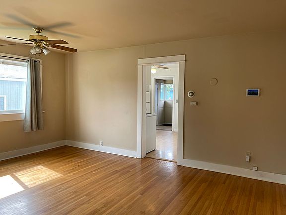 5th image of 2211 N Dakota St