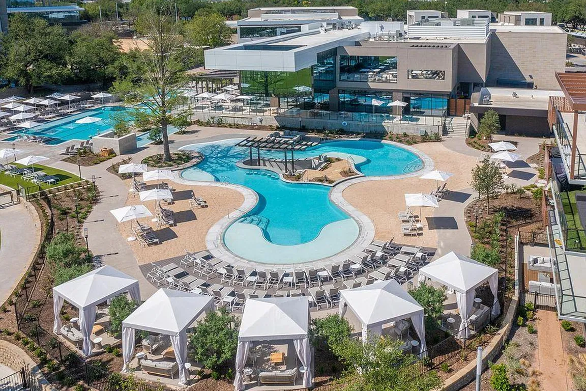 The Village Country Club