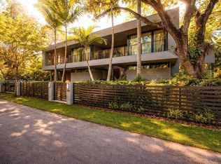 John T Peacock Est, Miami, FL 33133