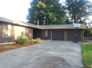 194 NE Hayes St, Hillsboro, OR