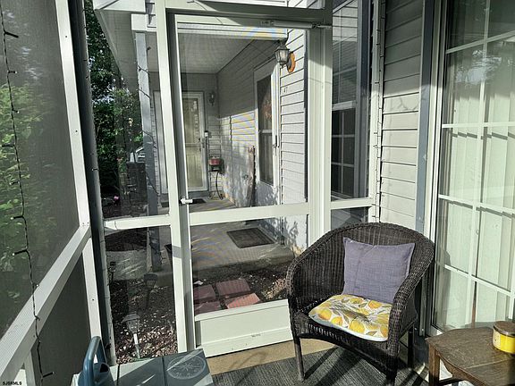 5th image of 41 Waterview Dr #21