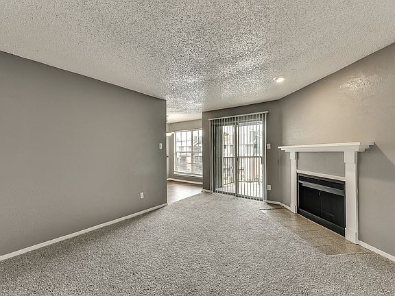 5th image of 3913 Gannon Ln APT 522