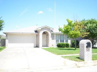 106 Valley Run Trl, Elgin, TX 78621