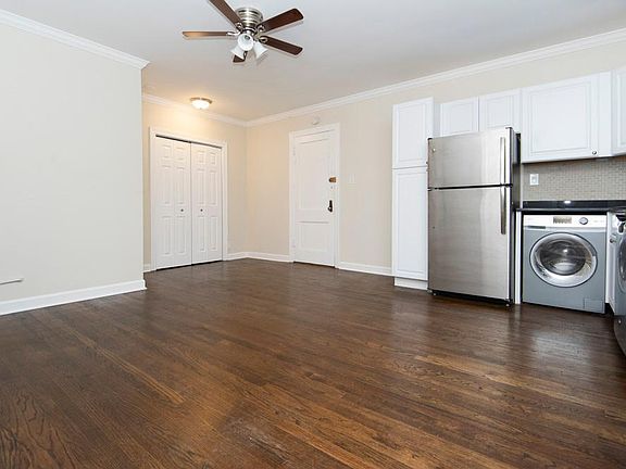4th image of 3345-46 N Marshfield Ave #3345-407
