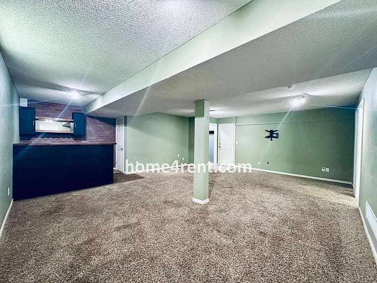 8601 England St — Photo 33