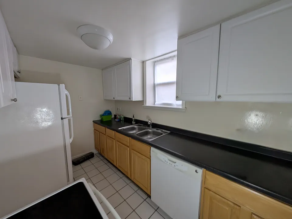 709 Scott Blvd #C