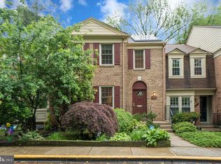 11422 Dorchester Ln, Rockville, MD 20852