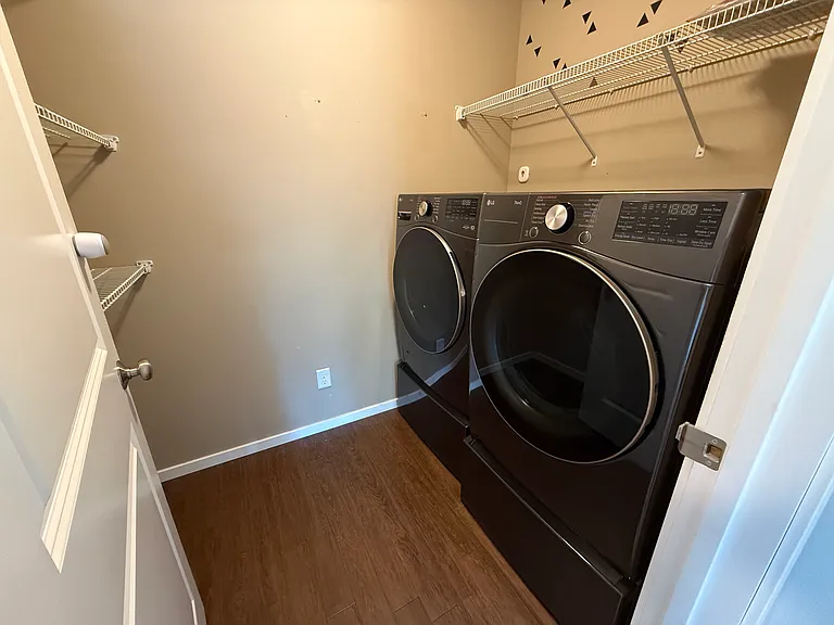 6923 N Cornwall St — Photo 10
