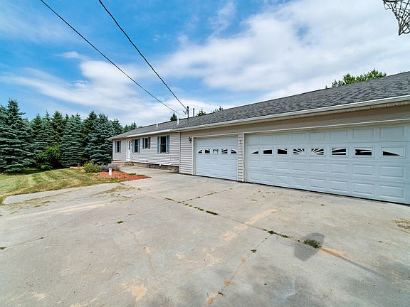 3rd image of 5516 N 72nd Ave