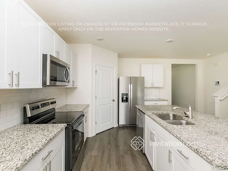 7830 Harbor Moor Dr — Photo 6