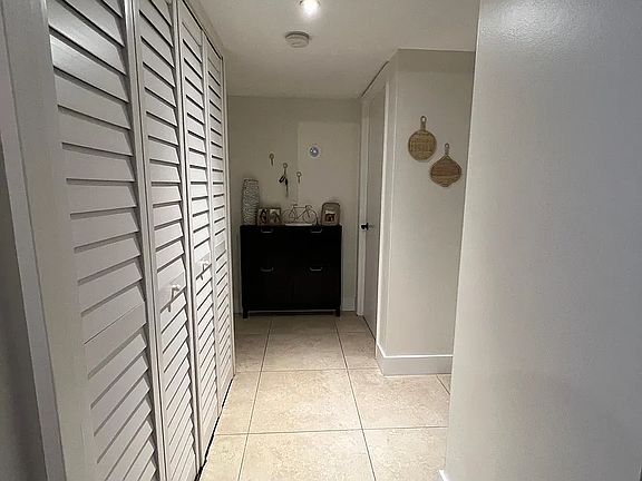 5th image of 8005 Lake Dr APT 113