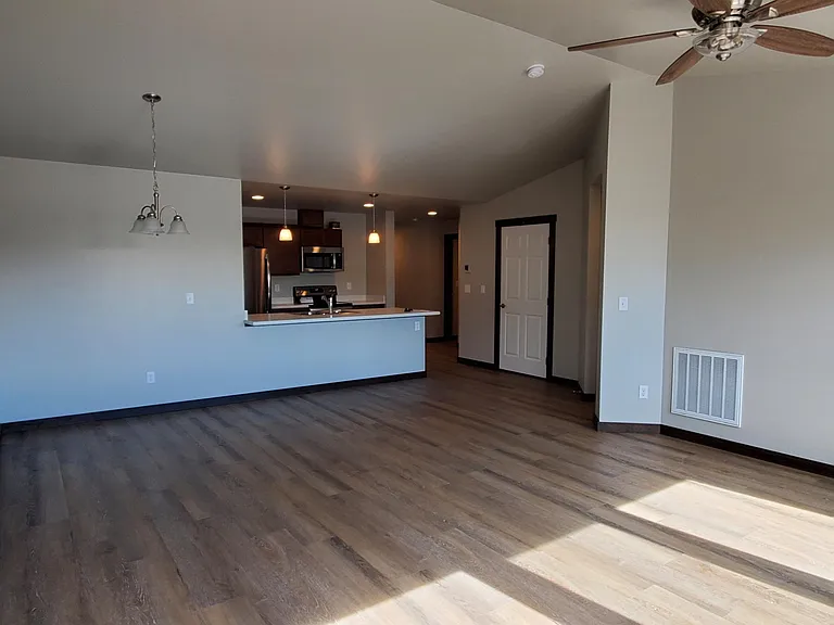 1372 Destiny Ln — Photo 3