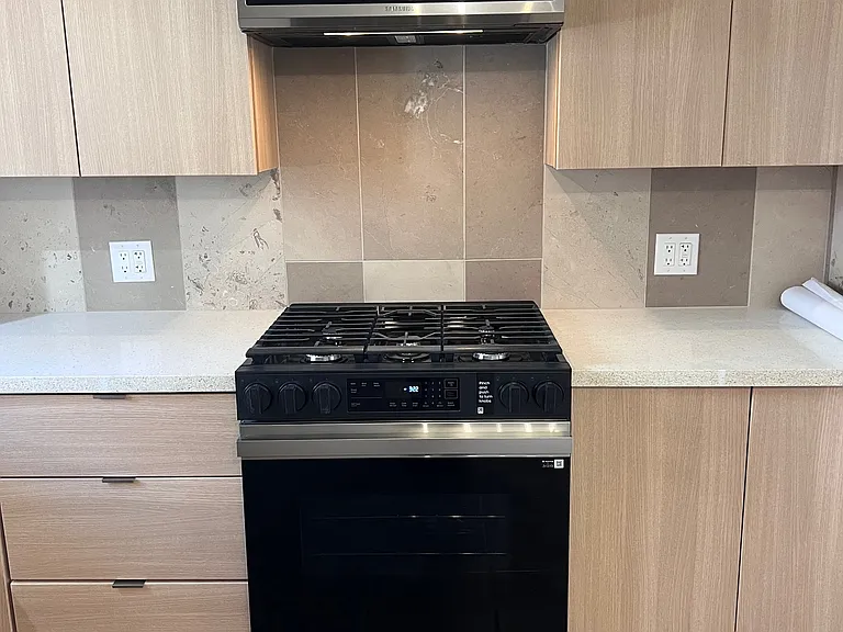 1022 Don Diego Ave #D — Photo 10