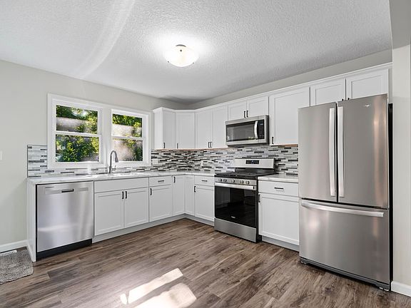 4th image of 212 Wedrick Dr