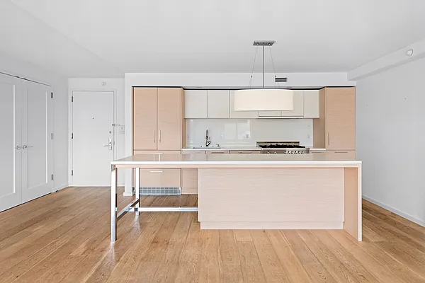 Rented by City Connections Realty | media 17