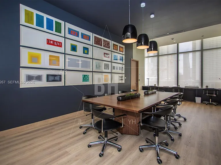 45 SW 9th St #3806 — Photo 16