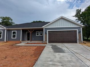 2224 Little John Trl, Newton, NC 28658