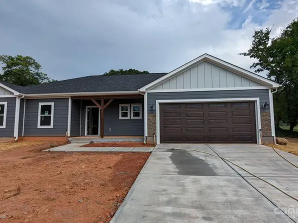 2224 Little John Trl, Newton, NC 28658