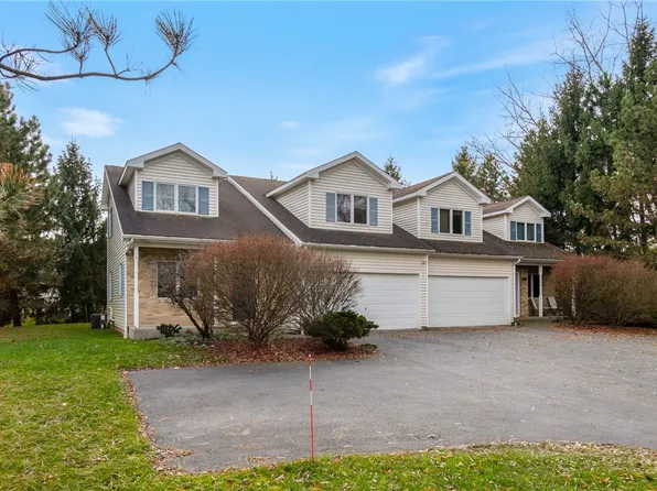 2705-2701 Lac De Ville Blvd, Rochester, NY 14618