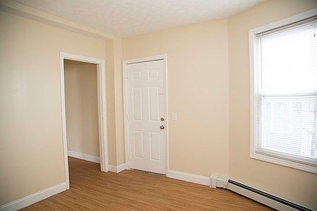 2nd image of 639 Elm St #2