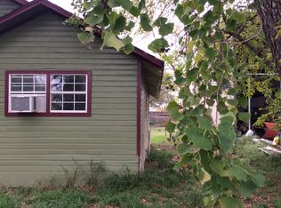 534 Avenue B, Poteet, TX 78065