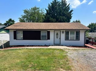 11 Miller St, Staunton, VA 24401