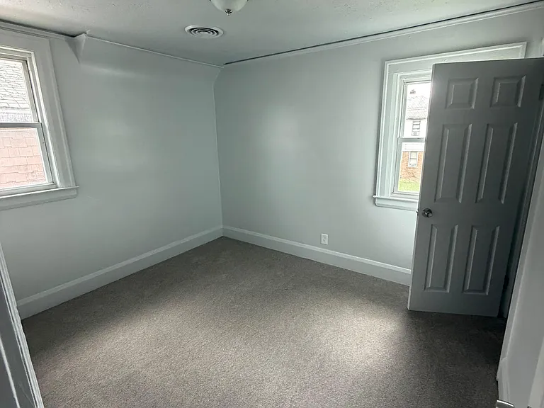 14720 Winthrop St #2 — Photo 9