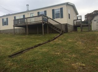 16 Emery Dr, Craigsville, WV 26205