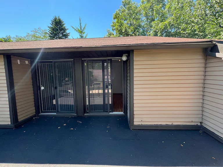 610 Dade Ln #610 — Photo 29