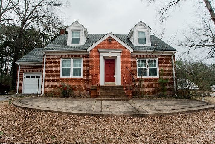 1st image of 1446 N Highland Ave