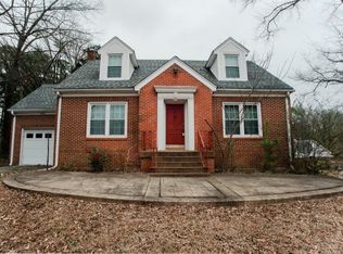 1446 N Highland Ave, Jackson, TN 38301